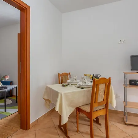 Holiday home 1 Bedroom In Sveti Vid-Miholjice